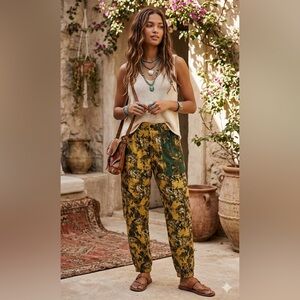 DESIGUAL Floral Cargo Trousers size medium